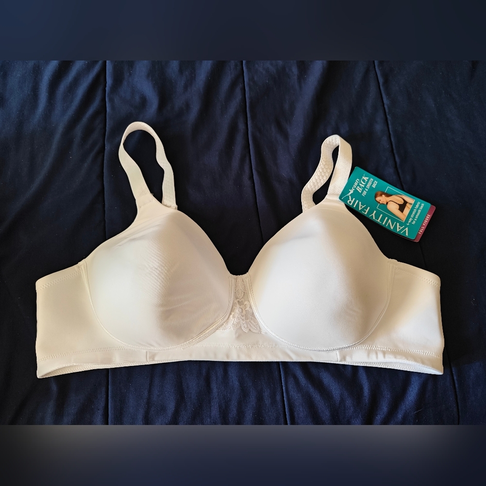 NWT Vanity Fair Bra